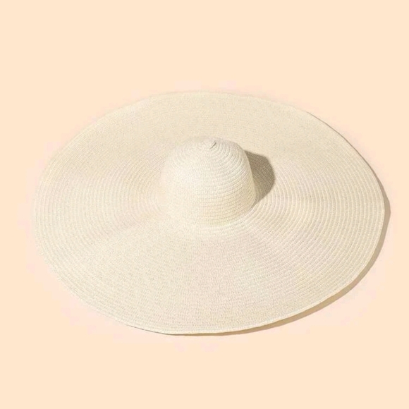 Huge Straw summer sun Hat - Picture 4 of 11